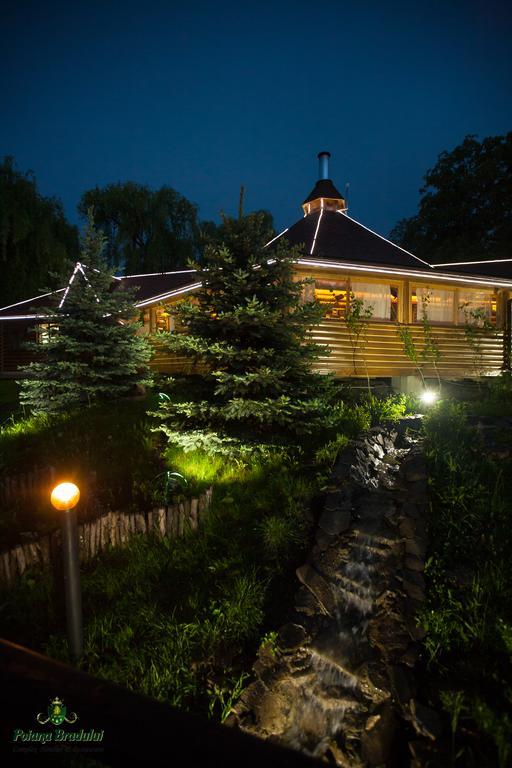 Poiana Bradului Villa Tohatin Eksteriør billede